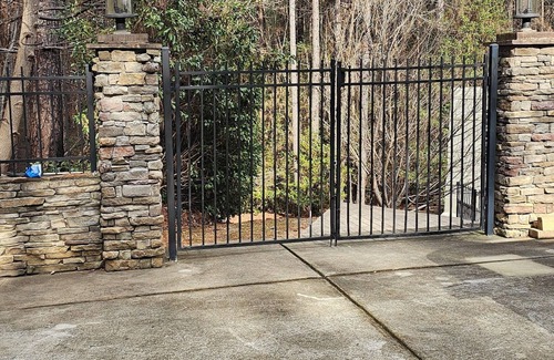 Denver House | Charming,peaceful 2-bedrooms house in gated area in Denver with activities, AC