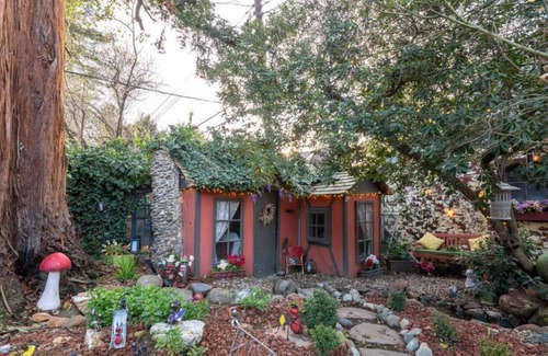 Southwestern Sacramento Apartment | Charming, private en-suite in Land Park