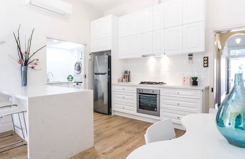 Fitzroy North House | Charming Renovated Victorian Terrace, 2 Bedroom House