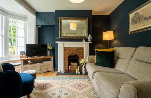 Hartley Wintney House | Charming renovated cottage in Hartley Wintney