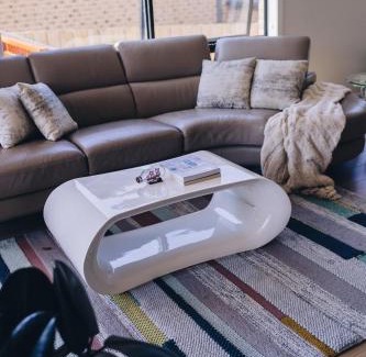 Portarlington Villa | Charming Retreat in Portarlington