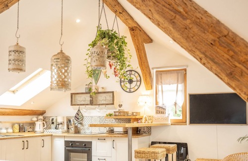 Barr Apartment | Charming romantic 4-star loft with private garage
