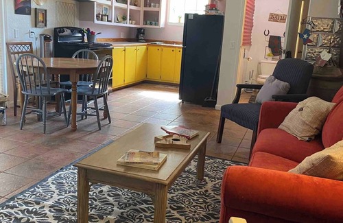 Nocona Other | Charming|RusticCabin@Farm+pet friendly+affordable