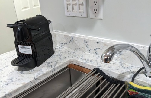 Maple Ridge Apartment | Charming, Spacious Suite w/Private Office