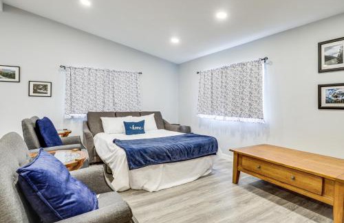Stayton House | Charming Stayton Home with Deck and Smart TV!