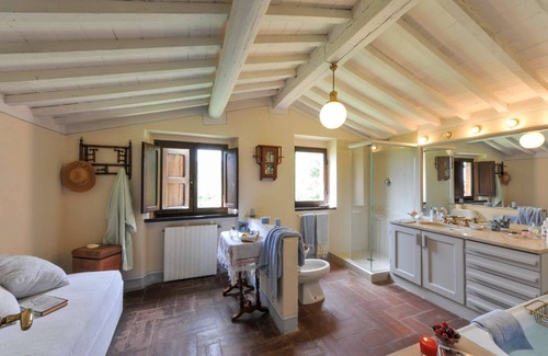 Cignano Other | Charming Stone Villa with Pool in the heart of the Chianti countryside in Siena.
