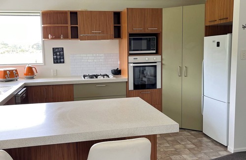 Westport Apartment | Charming Studio apartment in lovely Carters Beach with WiFi