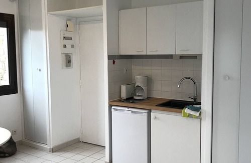 Camaret-sur-Mer Apartment | CHARMING STUDIO FACING THE BEACH FOR 2 PEOPLE NEW BEDDING 160*200