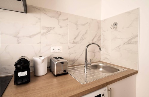 Saint-Louis Apartment | Charming studio in Versailles - Welkeys