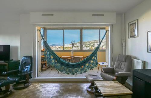 Mazargues Apartment | Charming T3 with WiFi - balcony and view