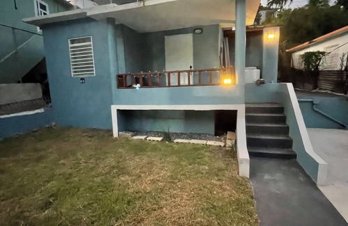Barceloneta House | Charming Tiny little blue house 2-bedroom house in peaceful Barceloneta with AC