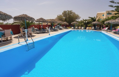 Vlychada Villa | Charming villa in brilliant Santorini with Pool