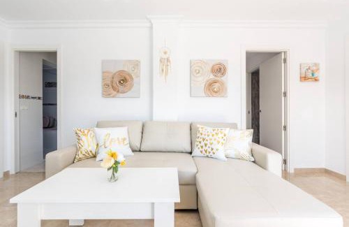 Sayalonga Villa | Charming Villa in Competa with Private Pool