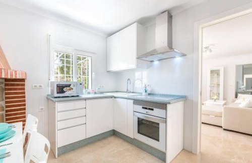 Sayalonga Villa | Charming Villa in Competa with Private Pool