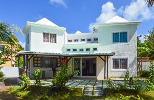 Blue Bay Villa | Charming villa near Mahebourg with a private pool