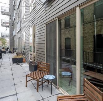 Fifth Ward Apartment | Charming Walker's Point Apt with Balcony