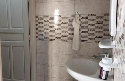 Chergui Apartment | Charming waterfront studio