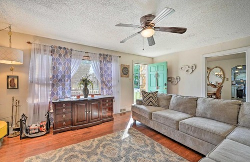 Winston - Salem House | Charming Winston-Salem Home about 5 Mi to Dtwn!