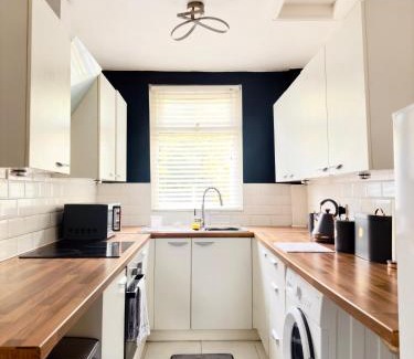 Walkden House | Charming Worsley Home with parking