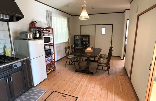 Uchinomaki House | Chartered 1 building A private villa where you c/Aso Kumamoto