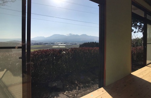 Uchinomaki House | Chartered 1 building A private villa where you c/Aso Kumamoto