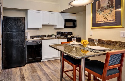 Rocky Point Apartment | Chase Suite Hotel Rocky Point Tampa