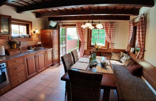 Demanova House | Chata DOBROTKA