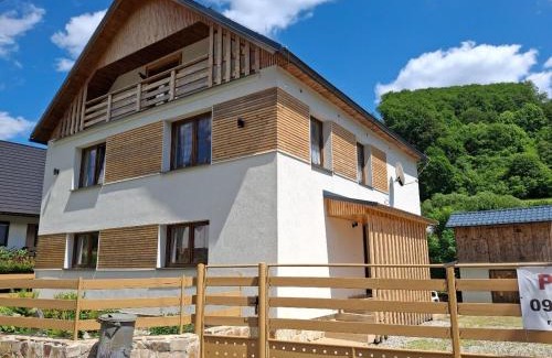 Myto pod Dumbierom Ski Chalet | Chata erika mýto pod Ďumbierom