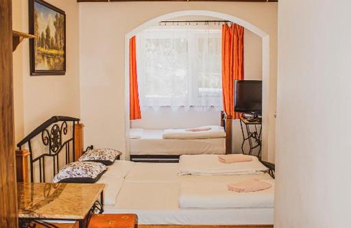 Pezinok House | Chata Korenný vrch Pezinská Baba