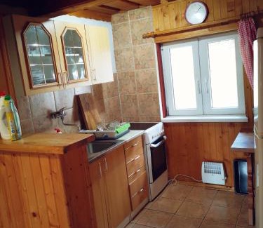 Oscadnica Ski Chalet | Chata TICHA