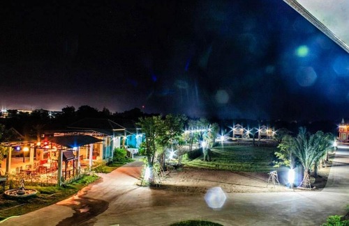 Uttaradit House | Chatchawan Resort