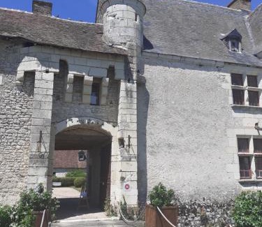 Chemery Bed & Breakfast | Chateau de Chémery