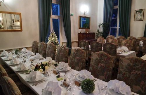 Sury-aux-Bois Hotel | Chateau de CHICAMOUR