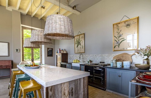 Montreal Other | Chateau Des Remparts