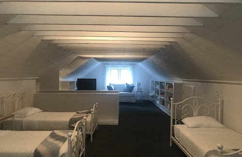 Honeoye Falls House | Chateau du Marchand