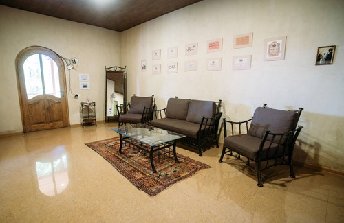 Eniseli House | Chateau Eniseli
