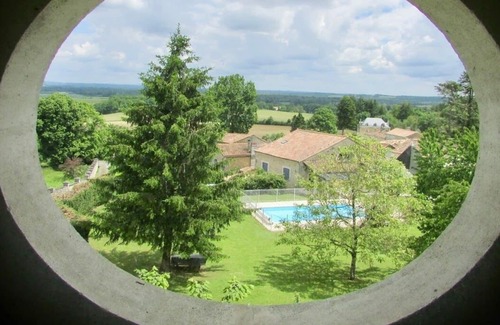 Charras House | Chateau Gite, Charras, Nr. Angouleme, Poitou-Charentes, France