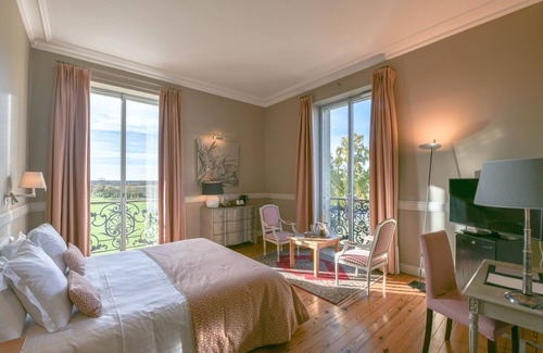 Blanquefort Hotel | Chateau Grattequina