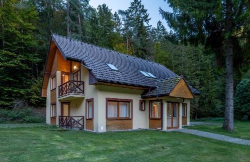 Blatnica Resort | Chatova osada Gader