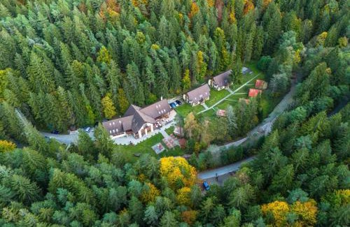 Blatnica Resort | Chatova osada Gader