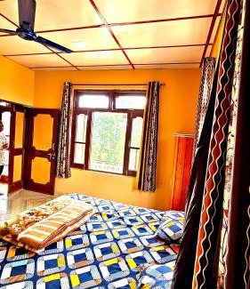 Gunehr House | Chaugan Homestay