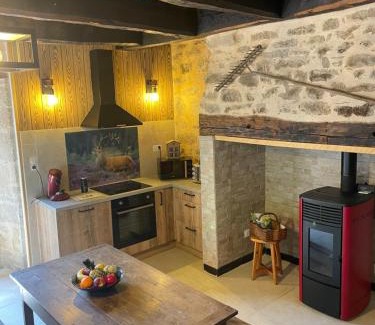 Saint-Augustin Ski Chalet | Chaumière du 16-ème siècles