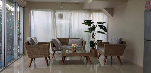Don Muang Hostel | Check-in ดอนเมือง ห้องพักรายวัน ปลอดบุหรี่ ใกล้สนามบินดอนเมือง เช็คอินดอนเมือง