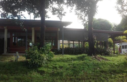 Trat Hotel | Check In and Chill Out