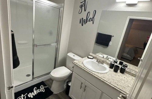 St. Charles Apartment | Check out this 2 Bedroom 2 bathroom Comfy Stay! TRAVEL NURSES&WORKERS WELCOMED