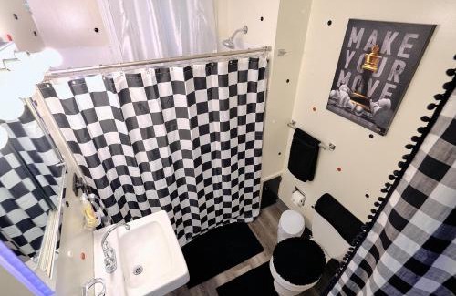 Nashua Apartment | Checkers
