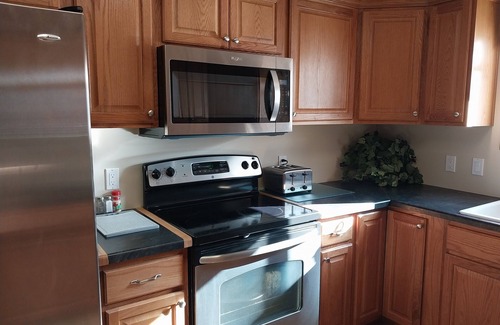 Ironwood House | Cheerful 4 bedroom house with a hot tub