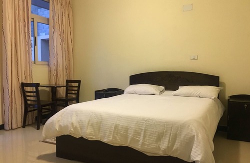 Bole Bed & Breakfast | Cheers Bed & Breakfast