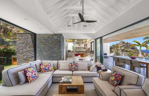 Anse des Cayes Villa | Chef included by Fantasia Villas: Villa Grace