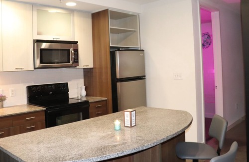 Westside Apartment | Chef Kay's Modern Midtown Gem